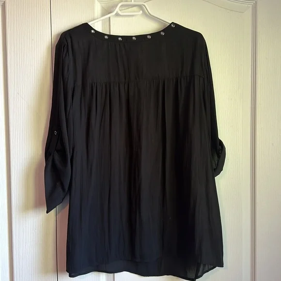 Torrid Blouse - Picture 4 of 4